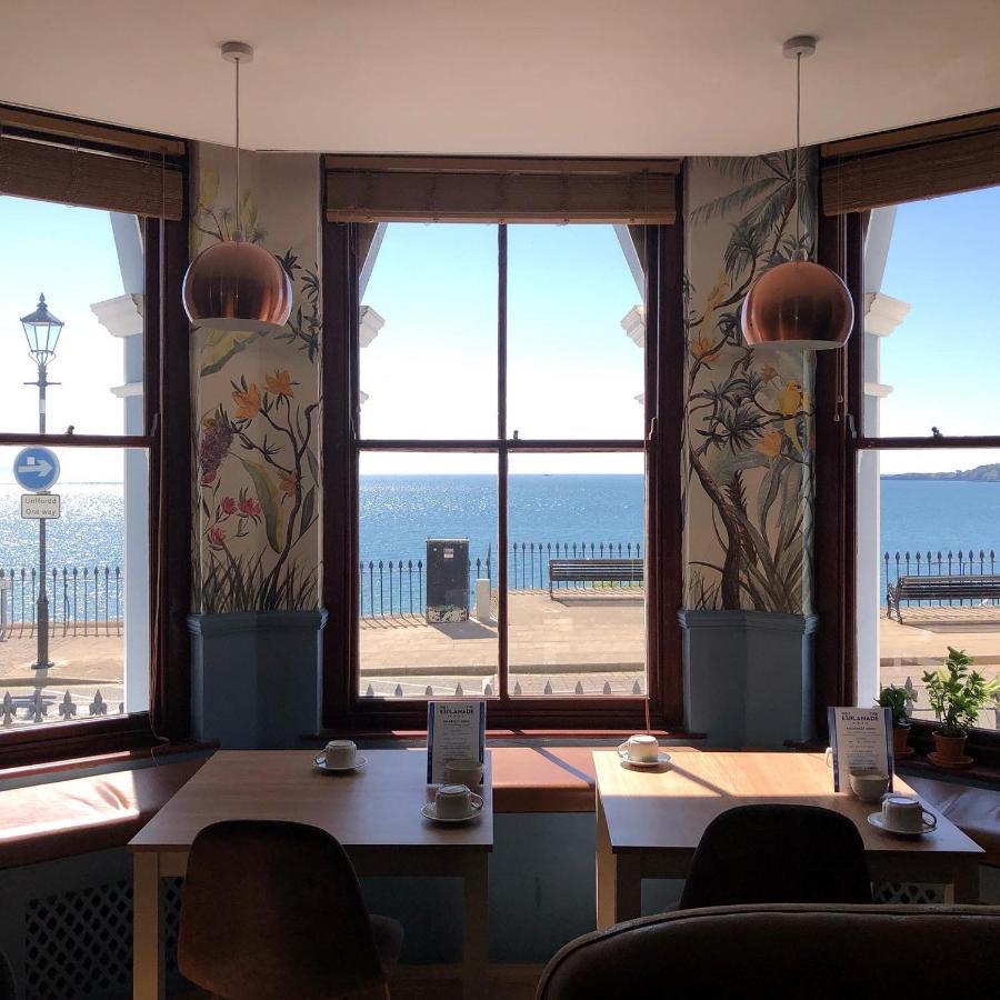 No: 1 The Esplanade Guest Accommodation. Tenby Exterior photo